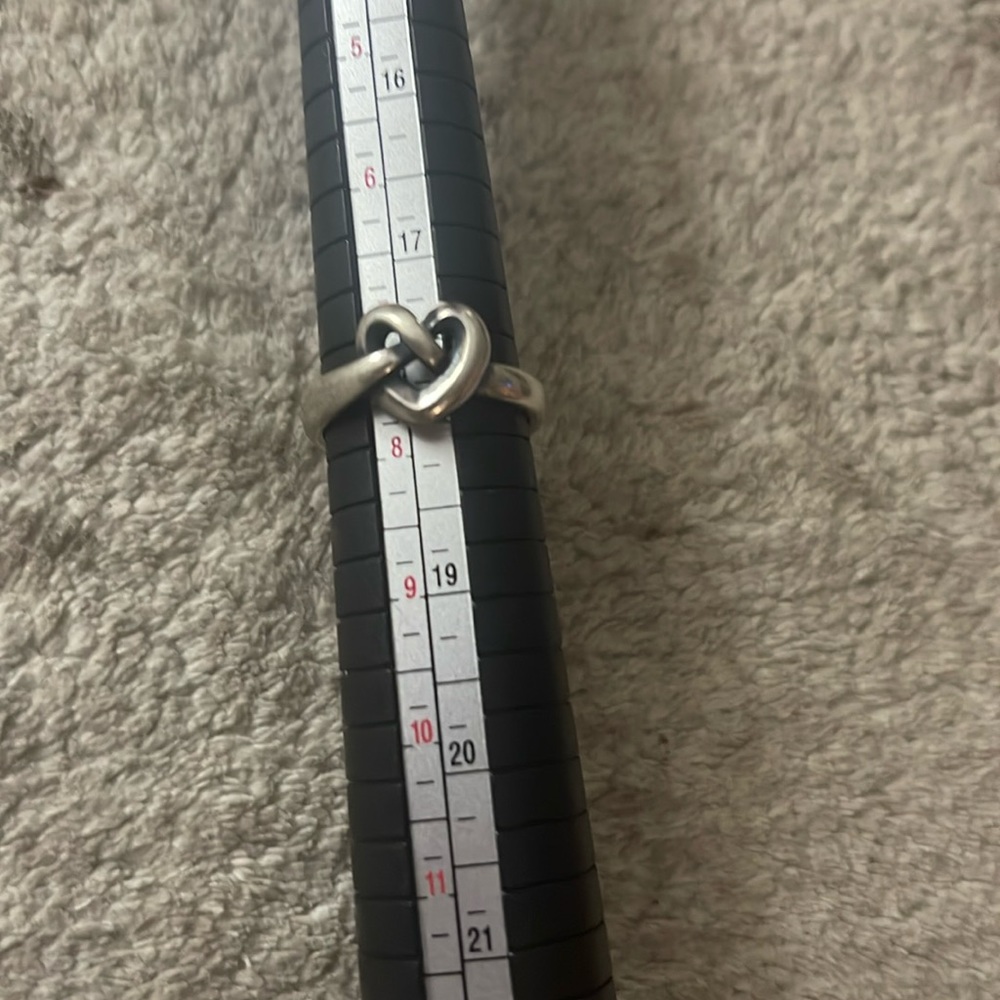 Retired James Avery Twisted heart ring size 8